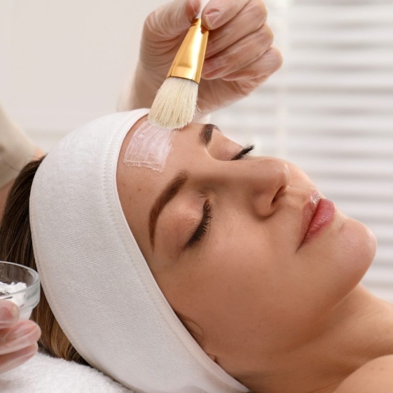 rn-beauty-concept-peeling